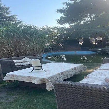 With Sauna And Whirlpool بيت للعطل