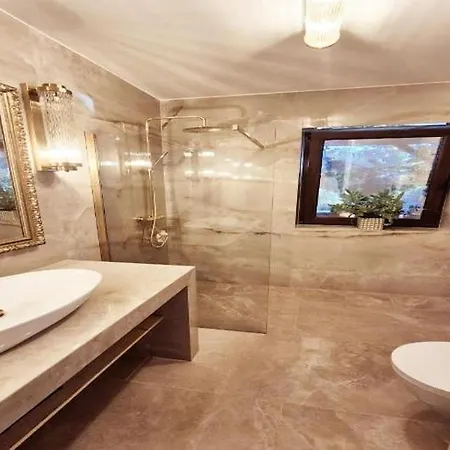 بيت للعطل With Sauna And Whirlpool *